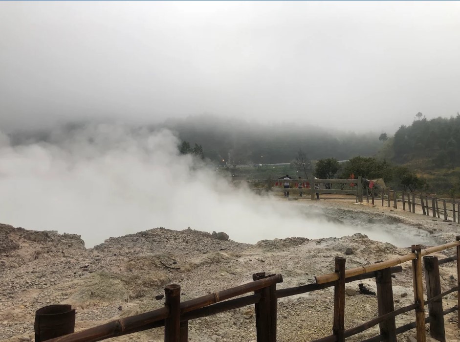 Menjelajahi Dataran Tinggi Dieng dari Jalur Banjarnegara